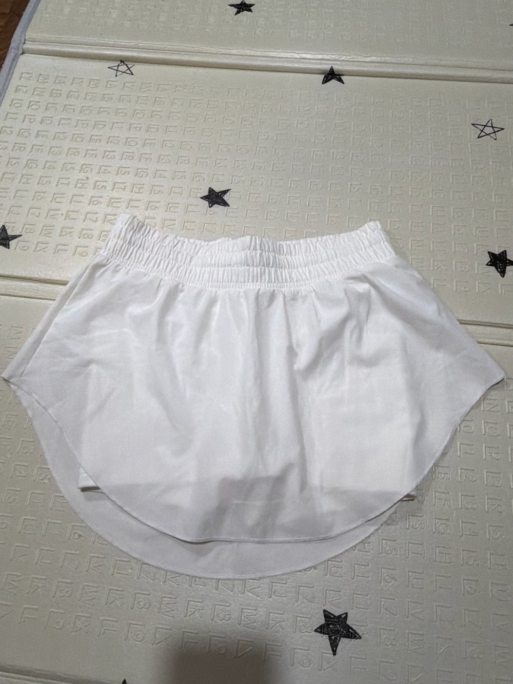 Under Armour White Elastic Waist Mini Skirt